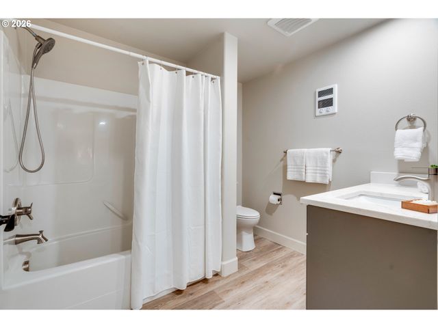 17730 Sw Pheasant Ln, Beaverton, OR 97003