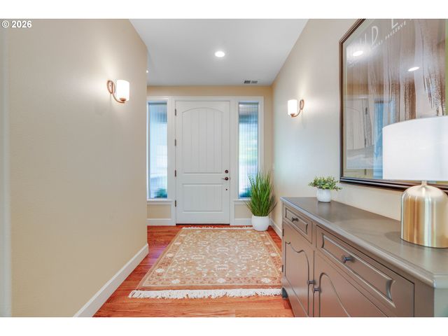 17730 Sw Pheasant Ln, Beaverton, OR 97003