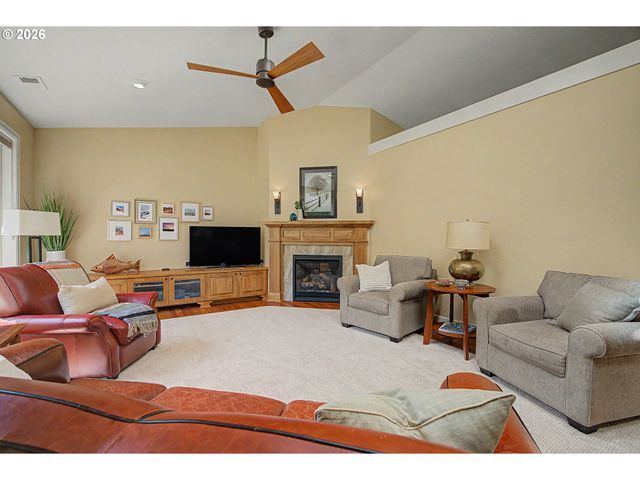 17730 Sw Pheasant Ln, Beaverton, OR 97003