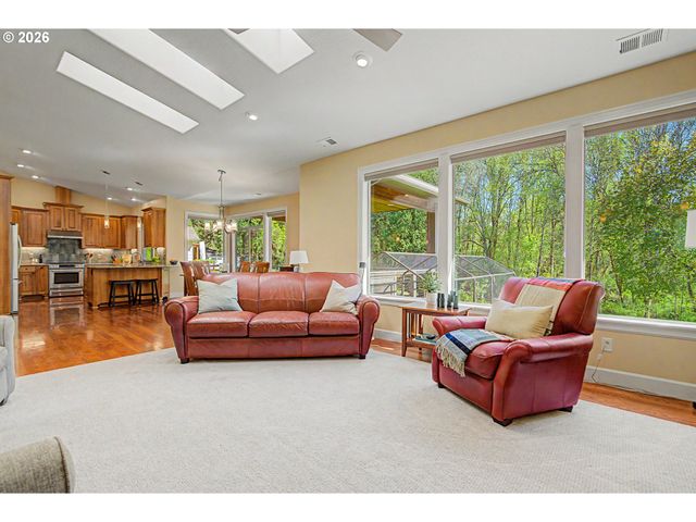 17730 Sw Pheasant Ln, Beaverton, OR 97003