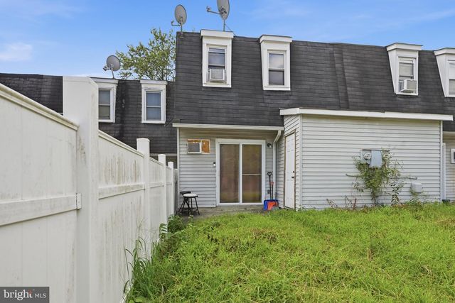 429 VIA CASCATA DR, Clementon, NJ 08021