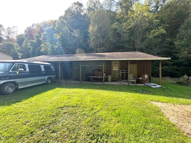 1050 US Highway 19, Topton, NC 28781