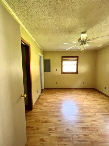 1050 US Highway 19, Topton, NC 28781