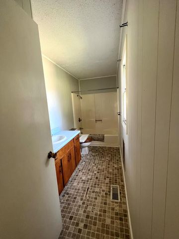 1050 US Highway 19, Topton, NC 28781