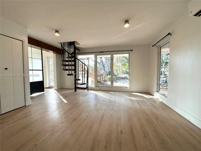 17010 SW 77th Avenue, Palmetto Bay, FL 33157