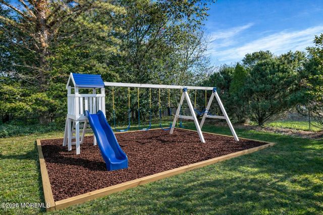 46 Woodview Drive, Howell, NJ 07731