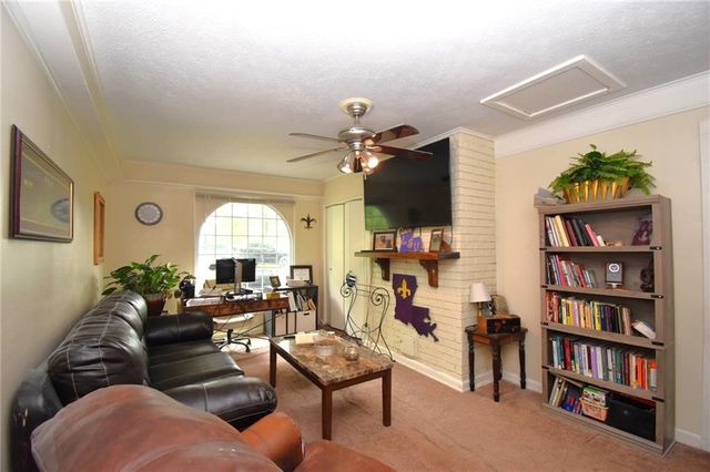 1862 LA 454 None, Pineville, LA 71360