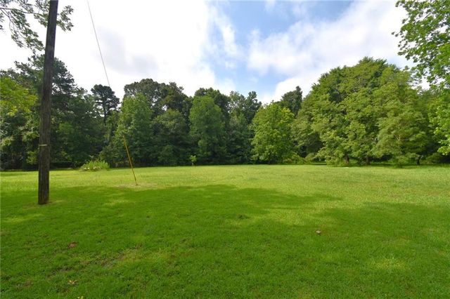 1862 LA 454 None, Pineville, LA 71360