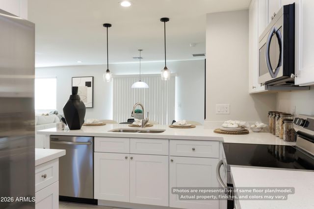 8870 W RAFAEL Drive, Arizona City, AZ 85123