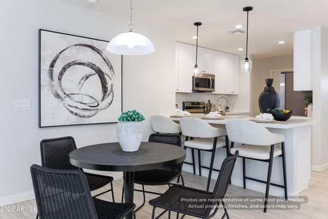 8870 W RAFAEL Drive, Arizona City, AZ 85123