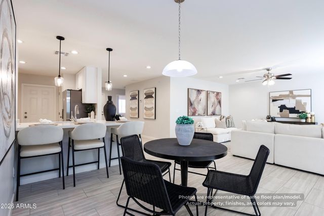 8870 W RAFAEL Drive, Arizona City, AZ 85123