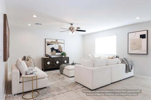 8870 W RAFAEL Drive, Arizona City, AZ 85123