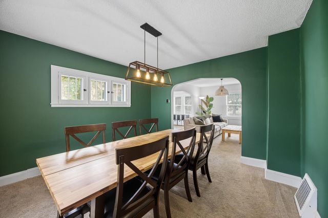 4921 Penn Avenue N, Minneapolis, MN 55430