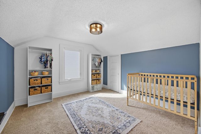 4921 Penn Avenue N, Minneapolis, MN 55430