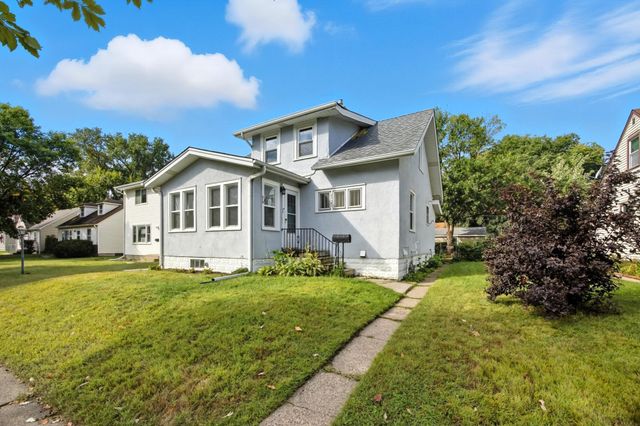 4921 Penn Avenue N, Minneapolis, MN 55430
