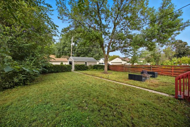 4921 Penn Avenue N, Minneapolis, MN 55430