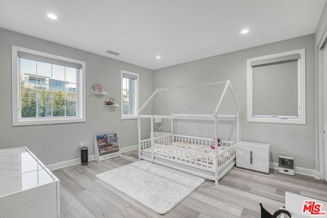 20254 Liverpool Way, Porter Ranch, CA 91326