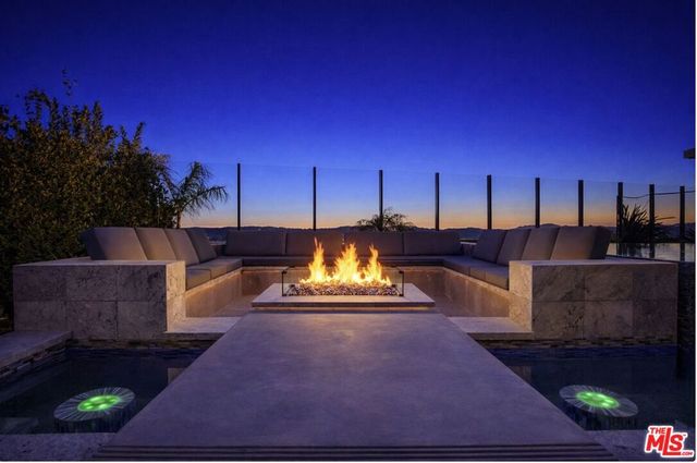 20254 Liverpool Way, Porter Ranch, CA 91326