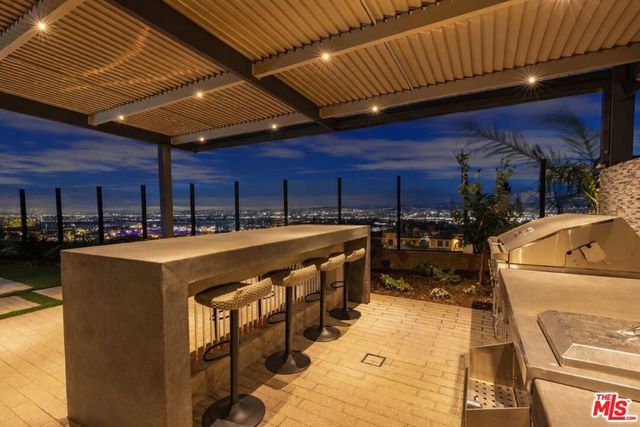 20254 Liverpool Way, Porter Ranch, CA 91326