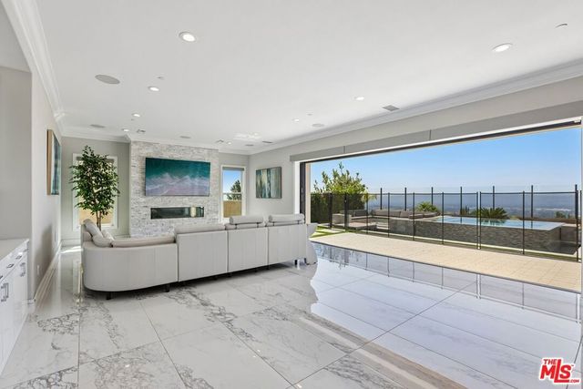 20254 Liverpool Way, Porter Ranch, CA 91326