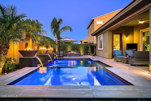 2416 E CHERRY HILL Drive, Gilbert, AZ 85298