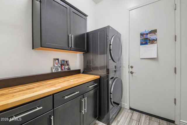 2416 E CHERRY HILL Drive, Gilbert, AZ 85298