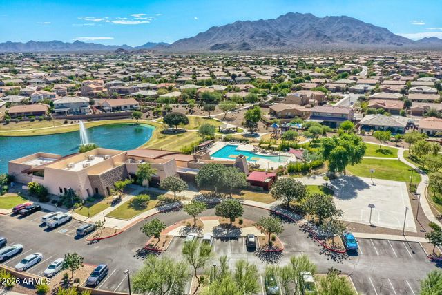 2416 E CHERRY HILL Drive, Gilbert, AZ 85298