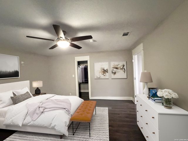 126 Kingsman St, Converse, TX 78109