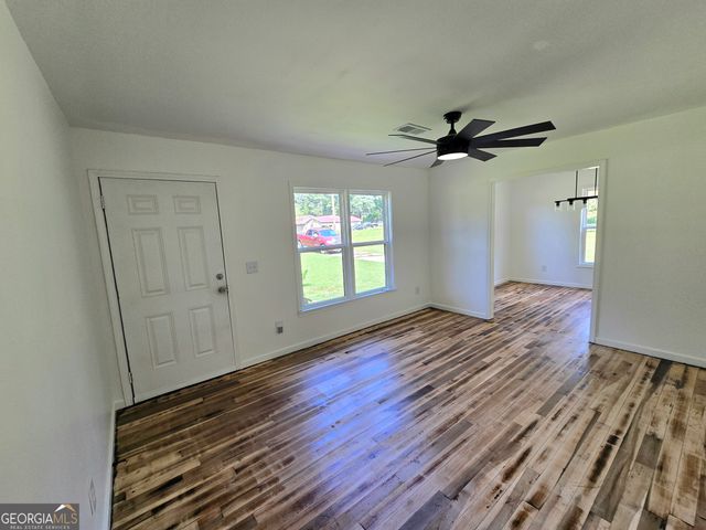 1190 Johnson Road, Senoia, GA 30276