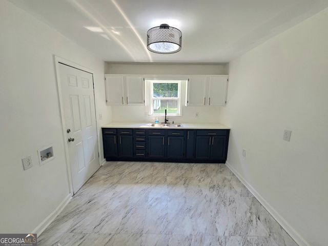 1190 Johnson Road, Senoia, GA 30276