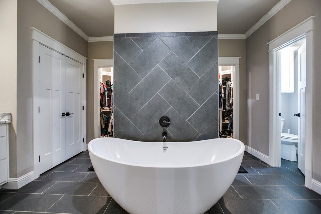 Image 29 of property listing at 4529 Old Stone Dr, San Angelo, TX 76904