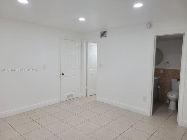 3901 SW 112th Avenue 50, Miami, FL 33165