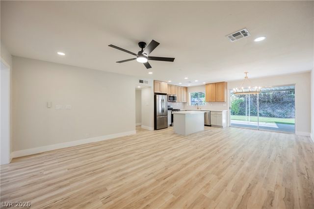 1047 Westminster Avenue, Las Vegas, NV 89119