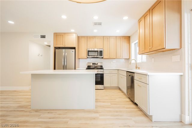 1047 Westminster Avenue, Las Vegas, NV 89119