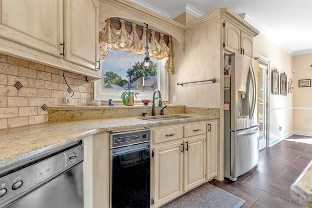 8791 FERNWOOD CV, Germantown, TN 38138
