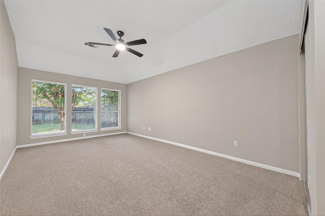 2802 Creek Manor Drive, Kingwood, TX 77339