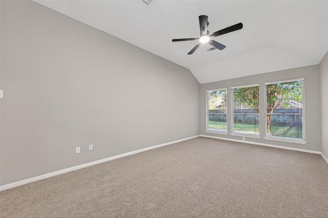 2802 Creek Manor Drive, Kingwood, TX 77339