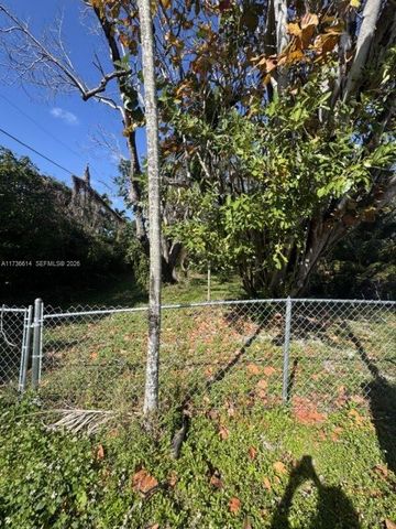2361 SW 45th St, Dania Beach, FL 33312