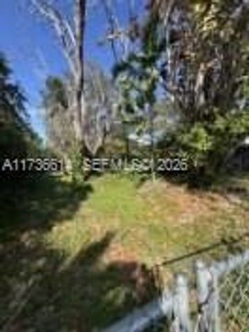 2361 SW 45th St, Dania Beach, FL 33312