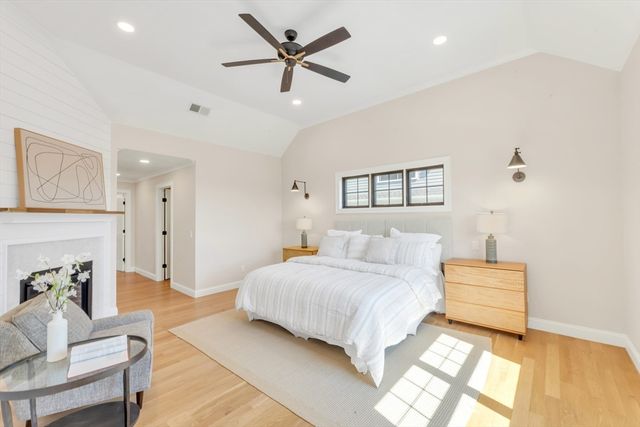 15 Starling Street, Boston, MA 02132