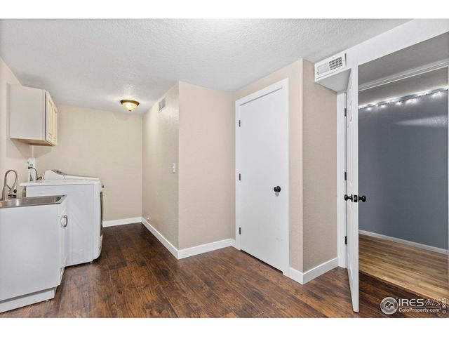 1821 Meadow St, Longmont, CO 80501