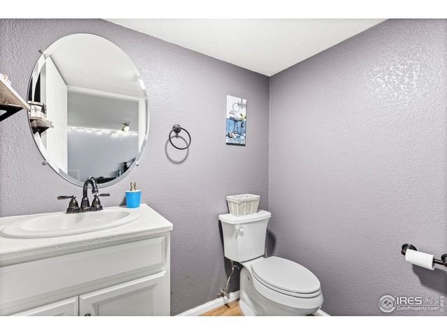 1821 Meadow St, Longmont, CO 80501