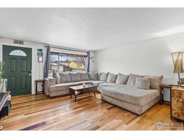 1821 Meadow St, Longmont, CO 80501