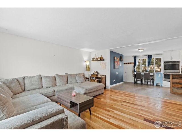 1821 Meadow St, Longmont, CO 80501