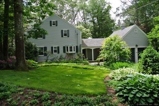 175 Tokeneke Drive, North Haven, CT 06473