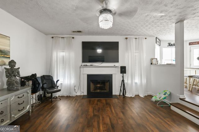 795 Compton Lane, Mcdonough, GA 30253