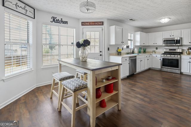 795 Compton Lane, Mcdonough, GA 30253