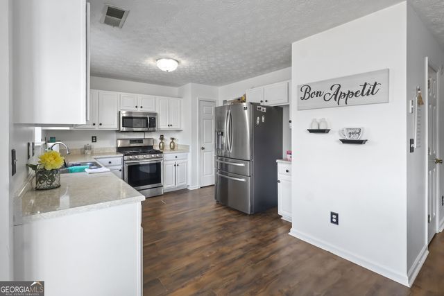 795 Compton Lane, Mcdonough, GA 30253