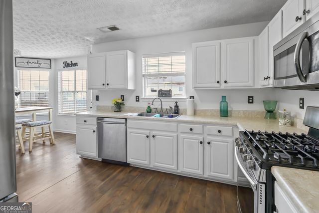 795 Compton Lane, Mcdonough, GA 30253