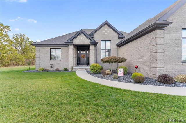 13498 Exeter Road, Carleton, MI 48117